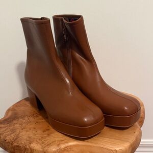 NWOT Jeffrey Campbell Brown Heeled Boots